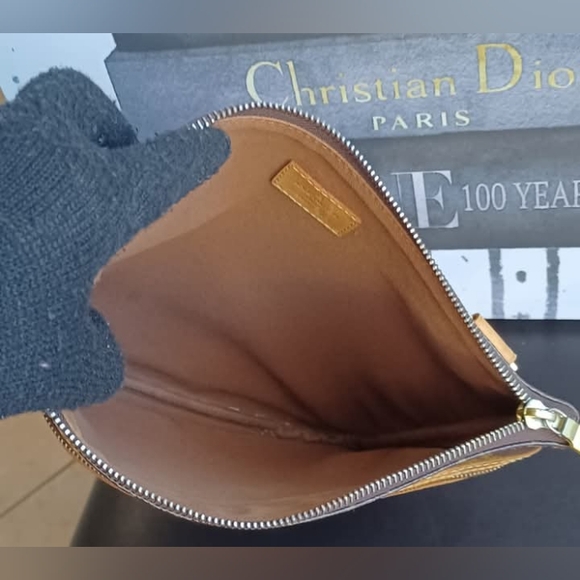 LOUIS VUITTON BOSPHORE MESSENGER - Picture 3 of 10